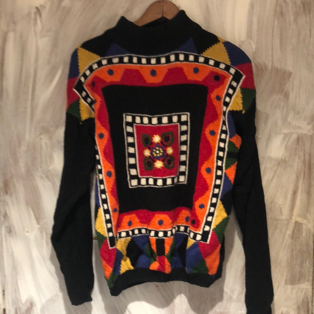 Vintage Ashleigh Morgan black red & orange with decoration size large women’s